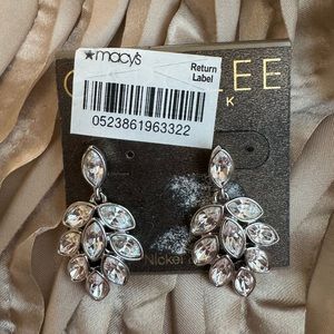 NWT vintage Carolee earrings